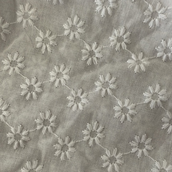 Woman’s BB Dakota crop top XL - Picture 4 of 6